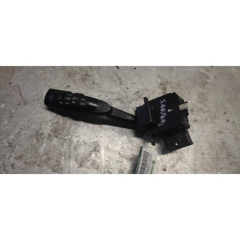 Recambio de mando intermitentes para ssangyong kyron 270 xdi limited 4wd referencia OEM IAM 16 PINS