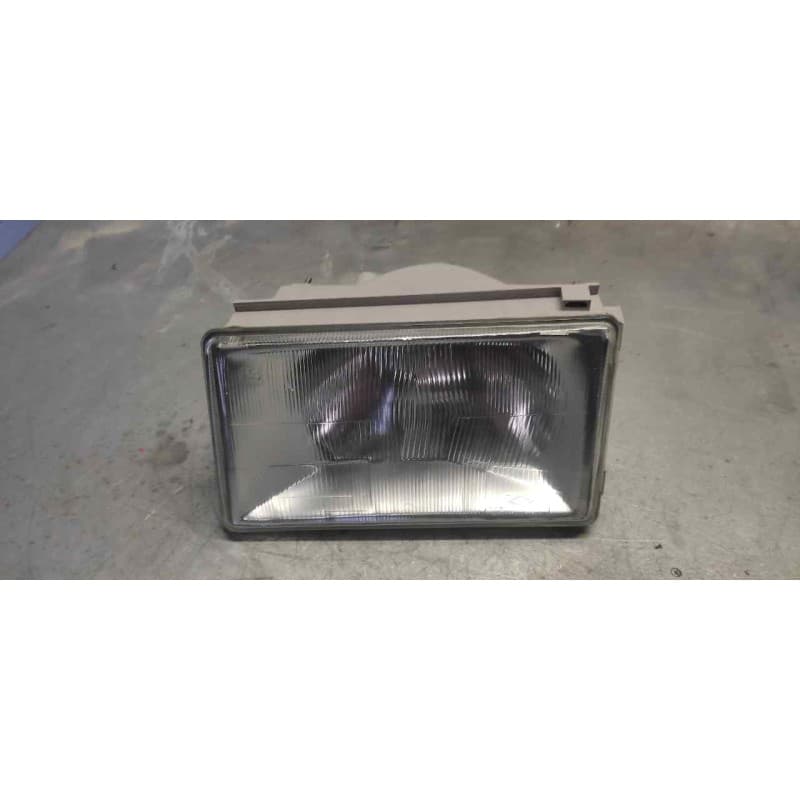 Recambio de faro izquierdo para fiat regata berlina 1.5 referencia OEM IAM NUEVO