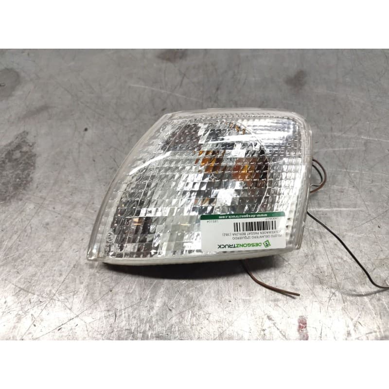 Recambio de piloto delantero izquierdo para volkswagen passat berlina (3b2) comfortline referencia OEM IAM 185104