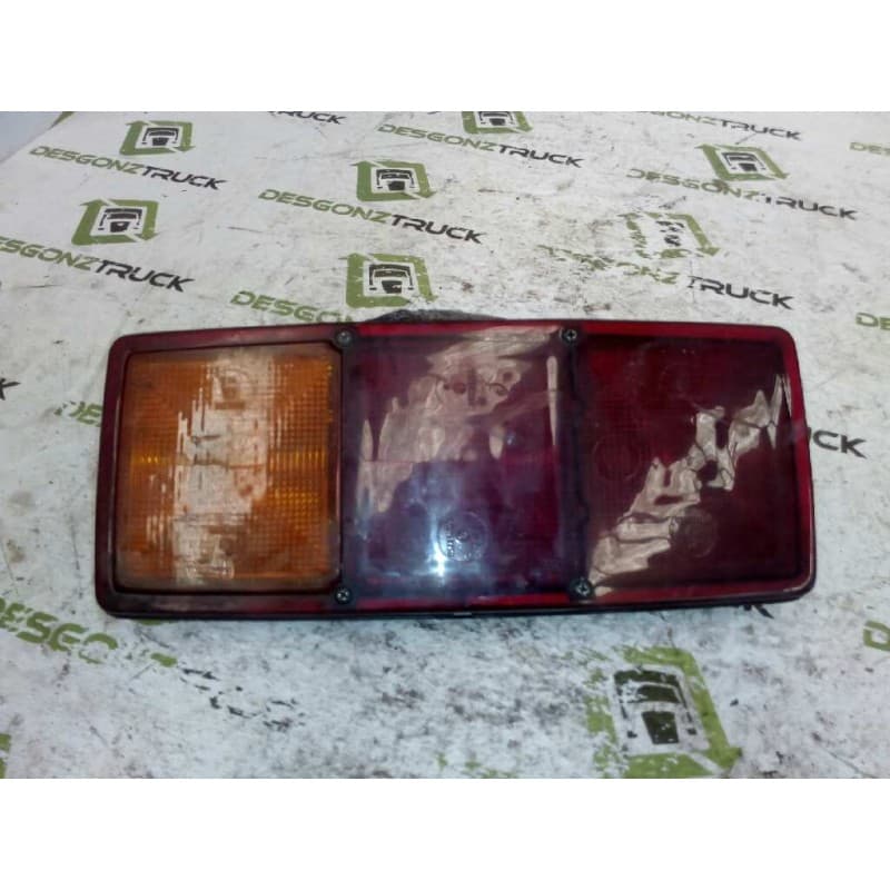 Recambio de piloto trasero derecho para scania serie 2 (r 112-305) fgfe 4600 / 22-23.4 / h 6x2 corto cr 13 / 14 b referencia OEM - Blanco