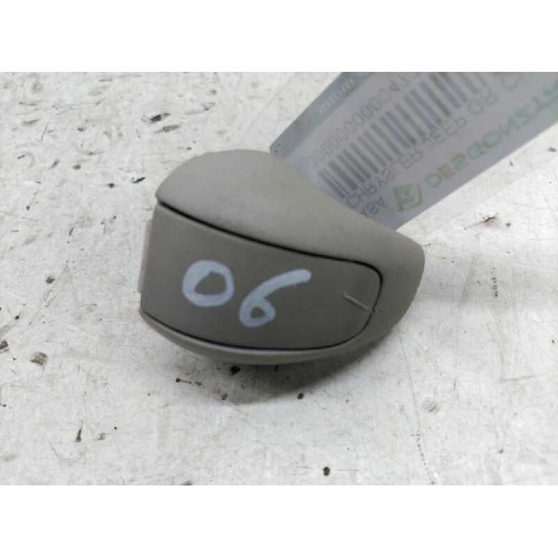 Recambio de asa para chrysler jeep gr.cherokee (wj/wg) 3.1 td laredo referencia OEM IAM COLGADOR DE PERCHA - Negro