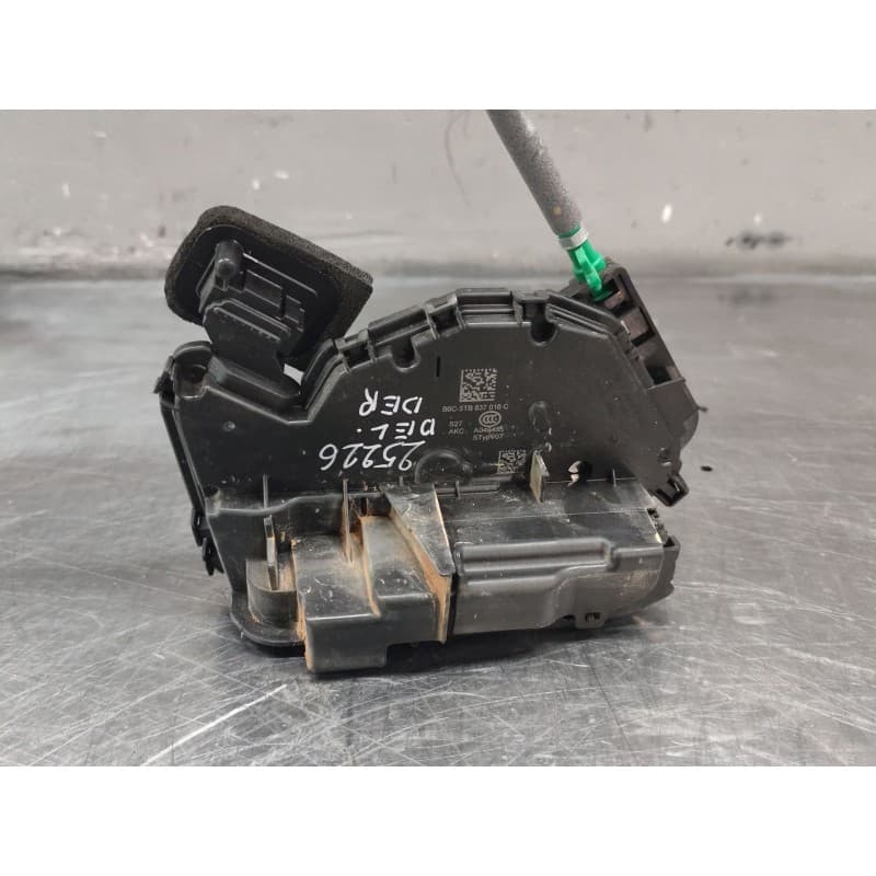 Recambio de cerradura puerta delantera derecha para audi q3 (f3b) 35 tdi quattro referencia OEM IAM 5TB837016C - Blanco