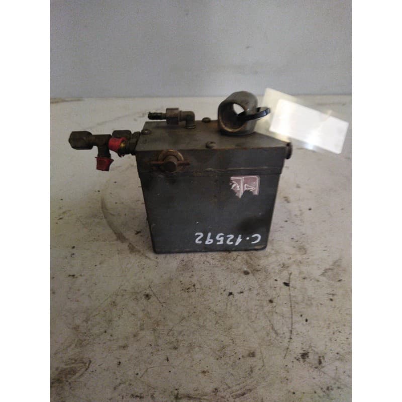 Recambio de bomba elevacion cabina para volvo fl 7 6.7 diesel referencia OEM IAM 3943330 - Blanco