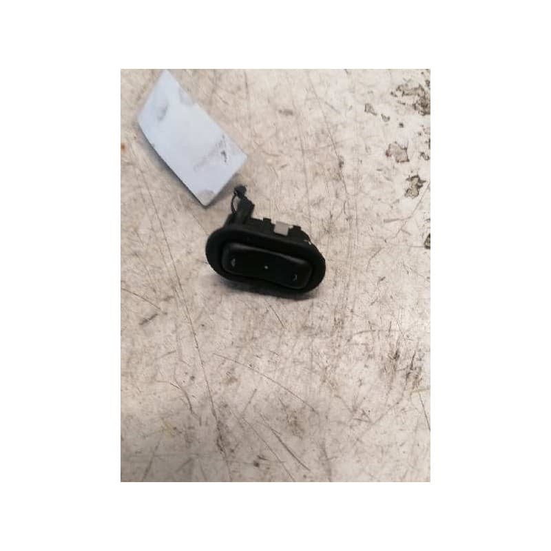 Recambio de mando elevalunas trasero izquierdo para opel astra g berlina club referencia OEM IAM 13363100 4 PINS