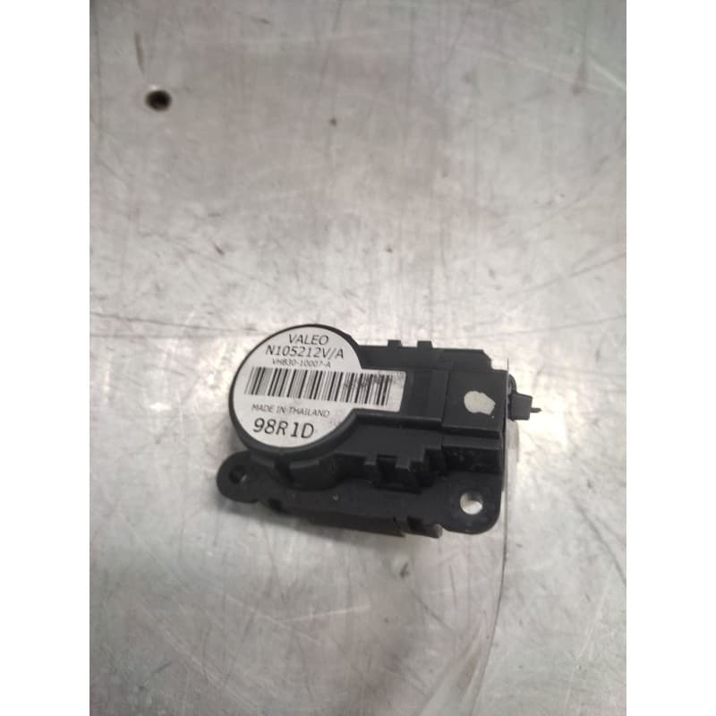Recambio de motor apertura trampillas climatizador para renault grand scénic iii (jz0/1_) 1.5 dci referencia OEM IAM N105212VA - Granate