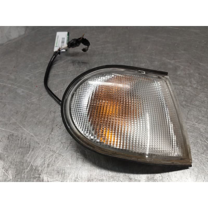 Recambio de piloto delantero derecho para tata safari 1.9 referencia OEM IAM 15900001R COLOR BLANCO FONDO ANARANJADO - Blanco