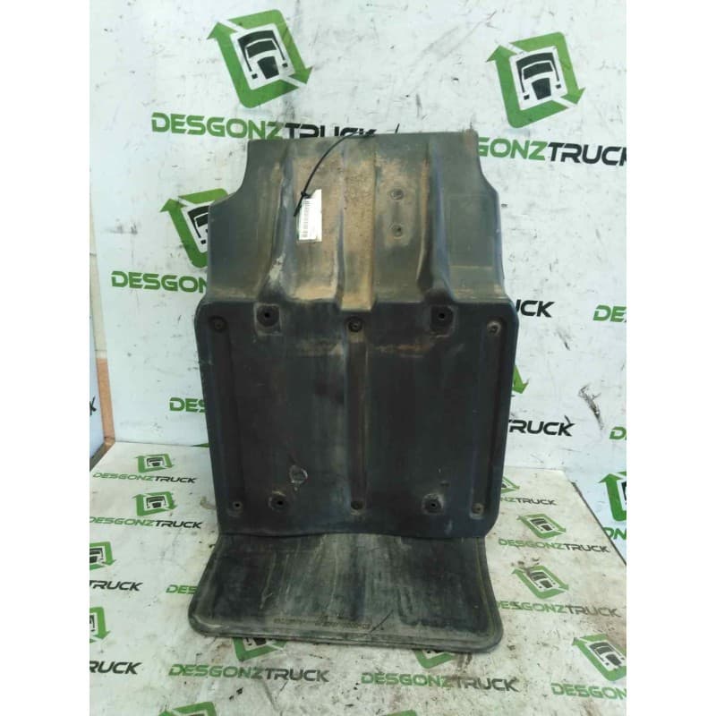 Recambio de guardabarros delantero derecho para man tg - l 12.180 4.6 diesel (d 0834) referencia OEM IAM 81664100176 - Amarillo