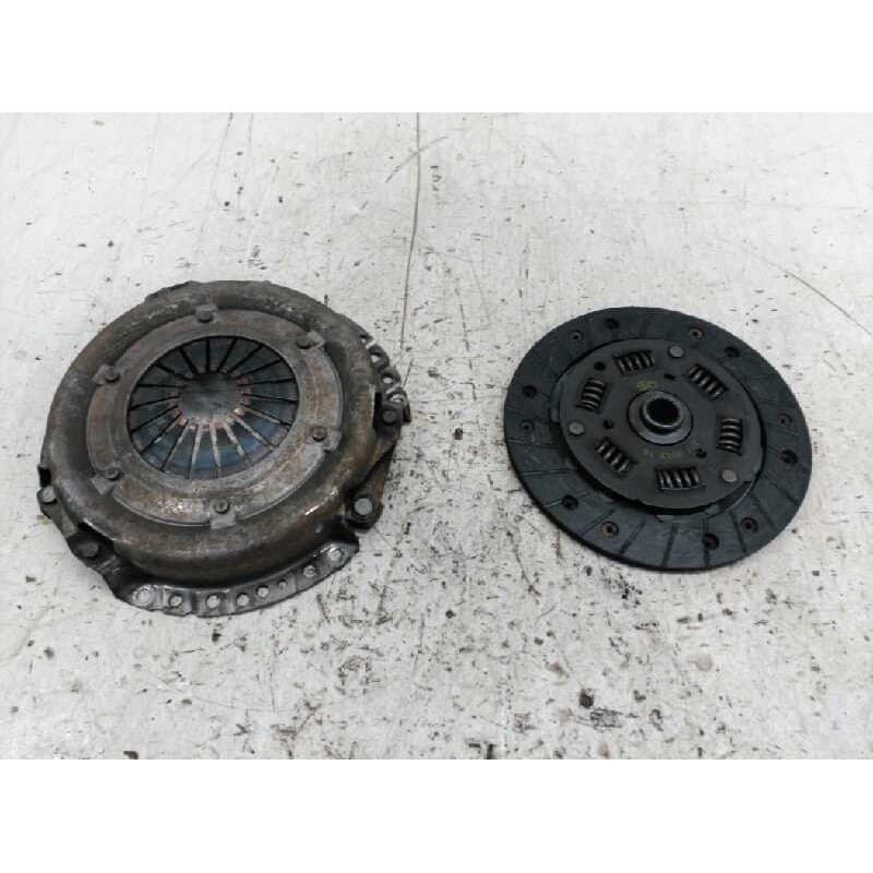 Recambio de kit embrague para seat terra furgoneta referencia OEM IAM - Blanco