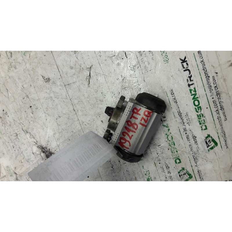 Recambio de bombin freno para peugeot bipper básico referencia OEM IAM - Blanco