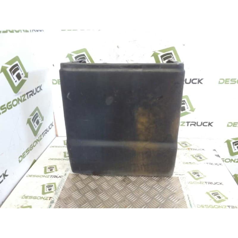 Recambio de guardabarros delantero izquierdo para man g 90 (tipo lo1/lo2/lo4 dsd.8.87) 9.150 caja abierta referencia OEM IAM - Blanco