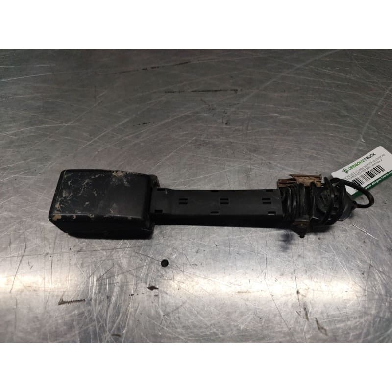 Recambio de enganche de cinturon delantero derecho para ford tourneo courier b460 monospace 1.0 ecoboost referencia OEM IAM - Plata