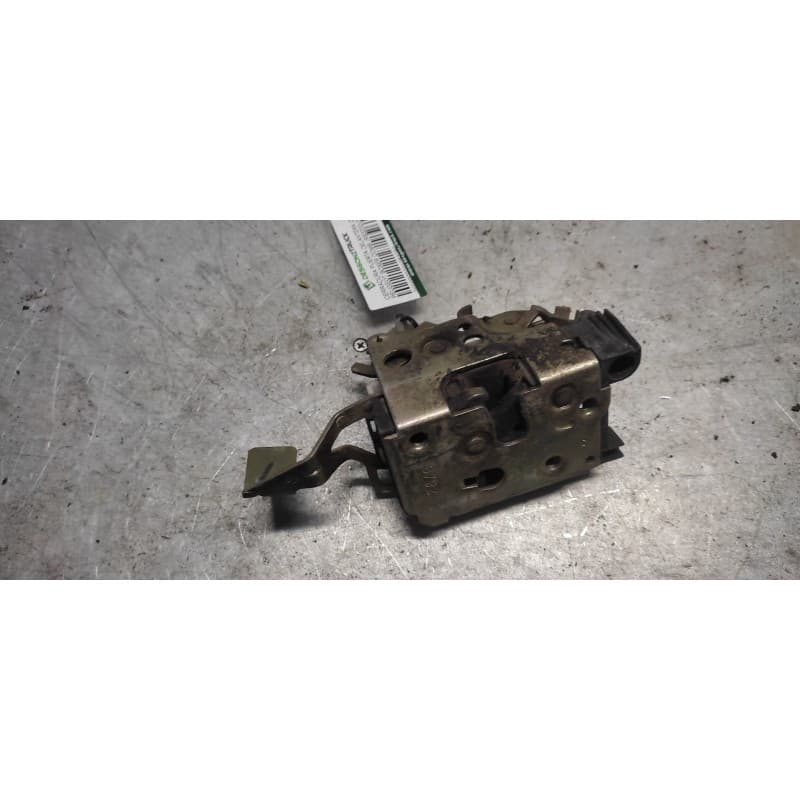 Recambio de cerradura puerta delantera izquierda para peugeot boxer combi (rs3200)(320)('02) estándar 1400 td referencia OEM IAM