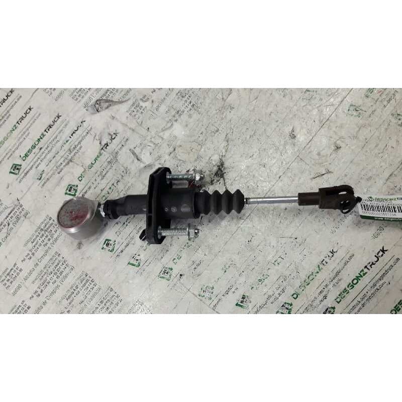 Recambio de bomba embrague para opel astra g caravan comfort referencia OEM IAM 90523769