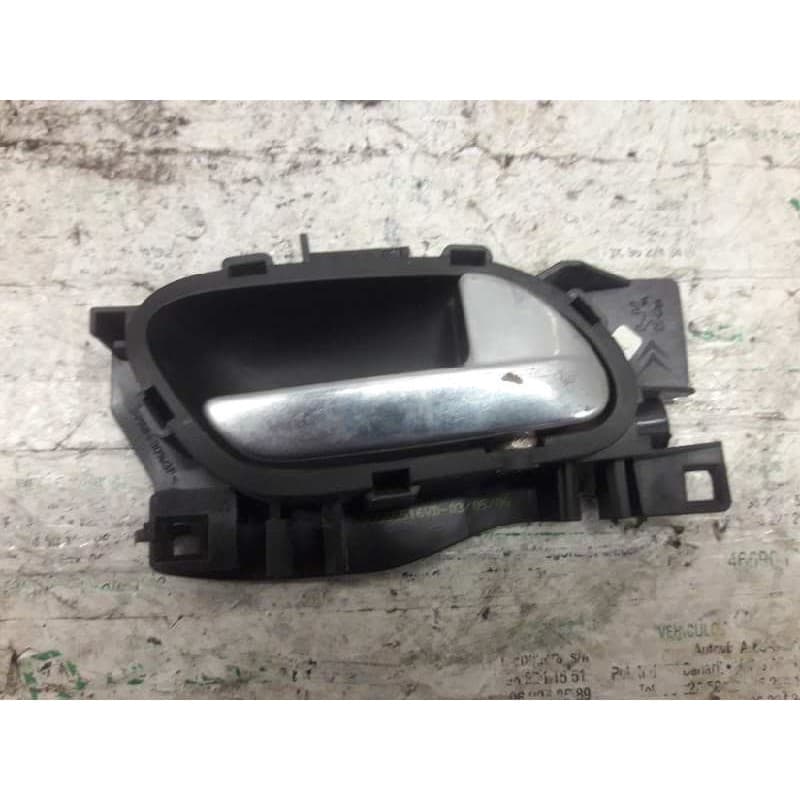 Recambio de maneta interior delantera derecha para peugeot 207 1.6 16v cat referencia OEM IAM 96555516VD