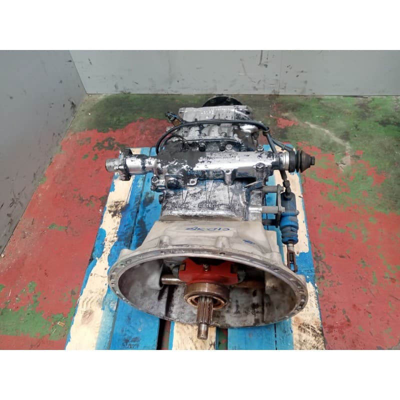 Recambio de caja cambios para volvo fl 611 5.5 diesel referencia OEM IAM FS4106BV Y04133 3126159 - Blanco