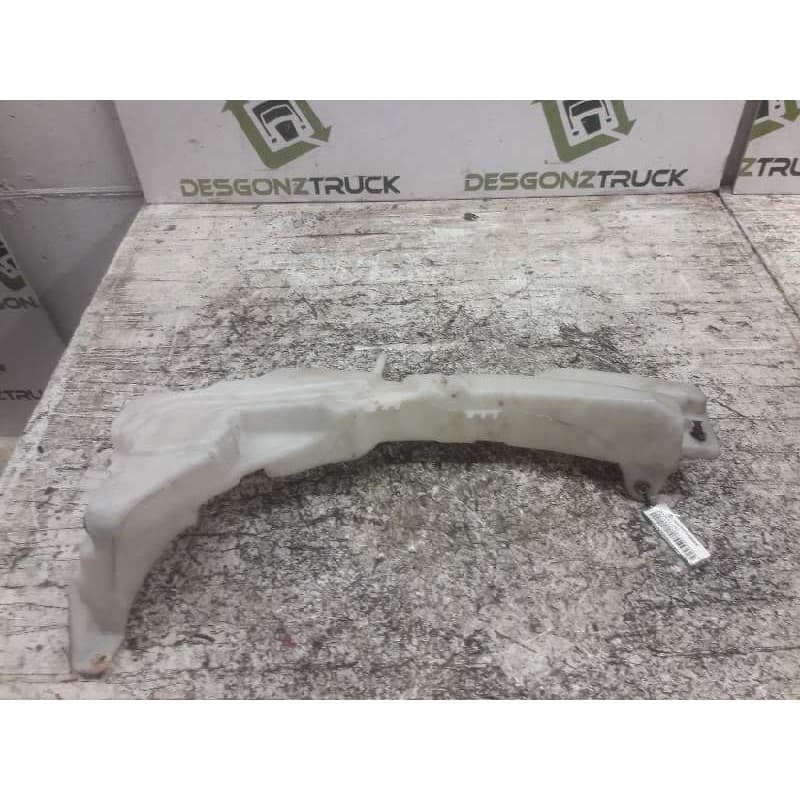 Recambio de deposito limpia para ford c-max (cb3) ambiente referencia OEM IAM 3M5113K163BC 3M5113K163CC - Blanco