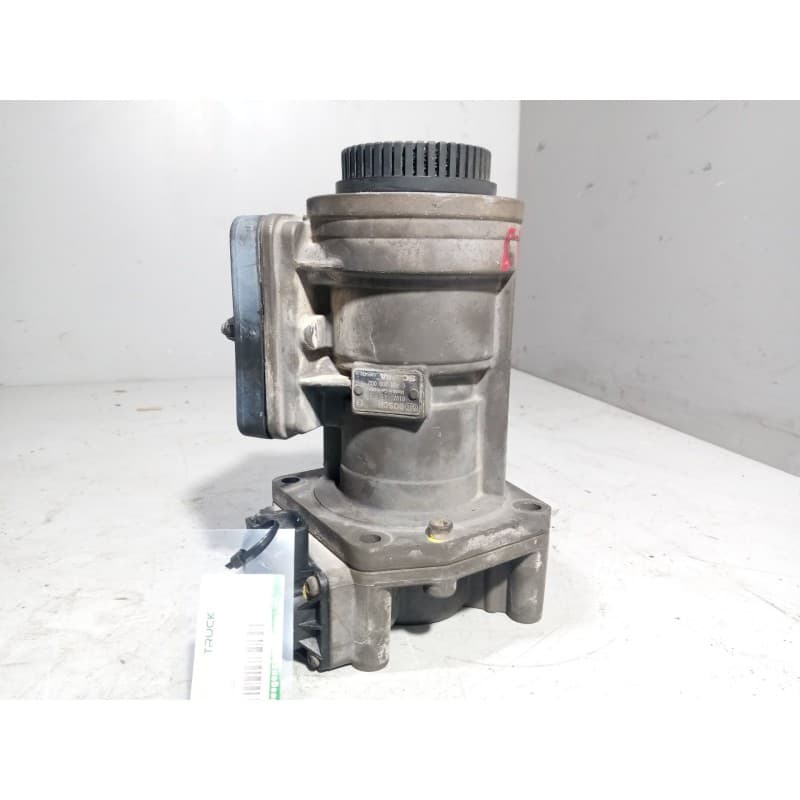 Recambio de valvula aire para scania serie 4 (p/r 144 c) 14.2 diesel referencia OEM IAM 1385439 VALVULA TRANSMISOR DE FRENO 0486 - Blanco