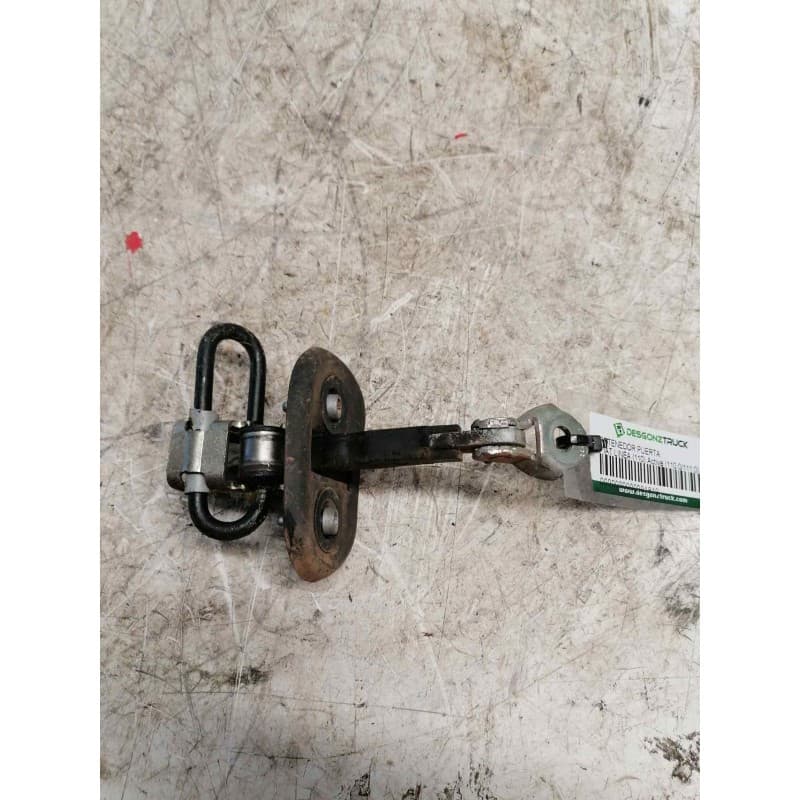 Recambio de retenedor puerta para fiat linea (110) activa (110.0/111.0) referencia OEM IAM DELANTERA IZQUIERDA