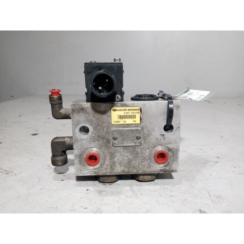 Recambio de valvula aire para scania k114 ib6x24 referencia OEM IAM 0501100038 - Verde
