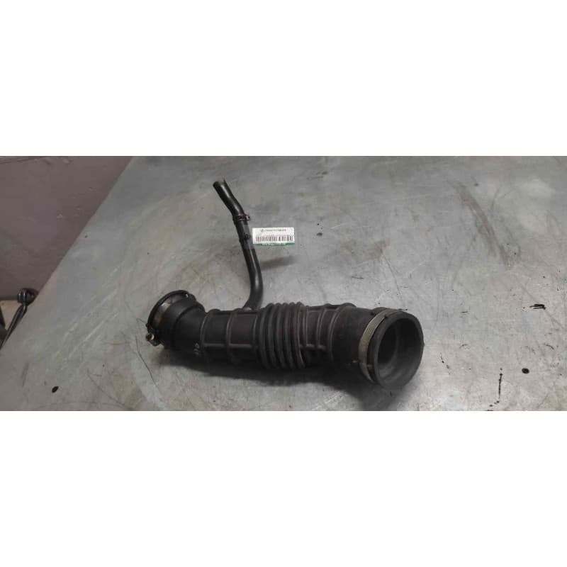 Recambio de tubo para renault master kofferaufbau l3h1 3,5t referencia OEM IAM 8200873101C - Blanco
