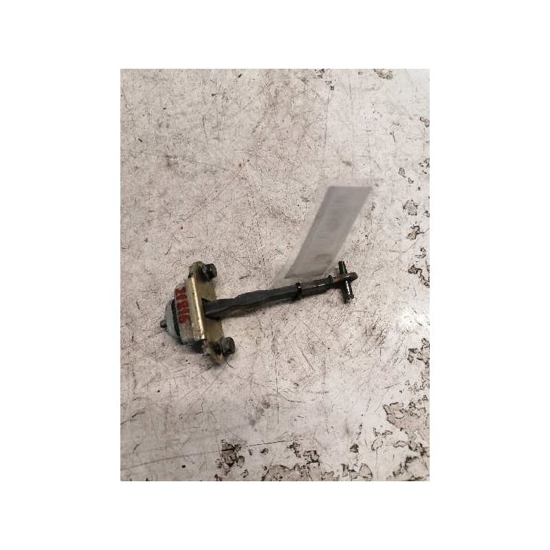 Recambio de retenedor puerta para mitsubishi carisma berlina 5 (da0) 1900 di-d comfort referencia OEM IAM TRASERA DERECHA