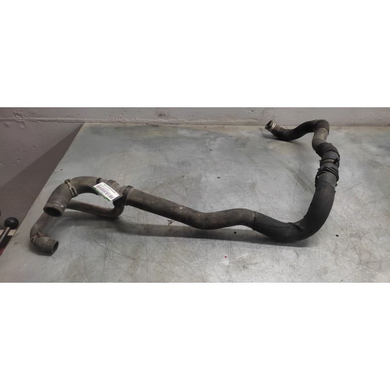 Recambio de manguera de agua para renault master kofferaufbau l3h1 3,5t referencia OEM IAM - Blanco