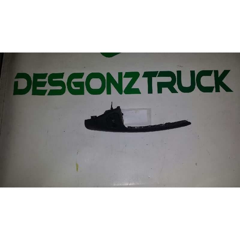 Recambio de mando elevalunas trasero derecho para volkswagen golf iii berlina (1h1) 1.9 turbodiesel cat (aaz) referencia OEM IAM - Blanco