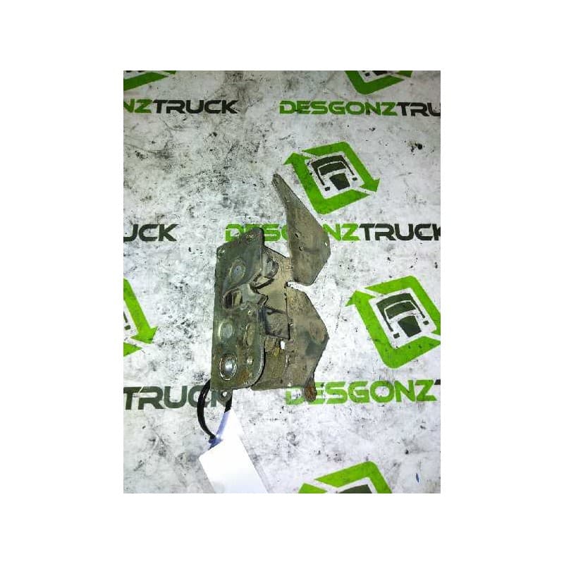 Recambio de cerradura puerta delantera derecha para scania serie 4 (p/r 144 l) 14.2 diesel referencia OEM IAM - Blanco