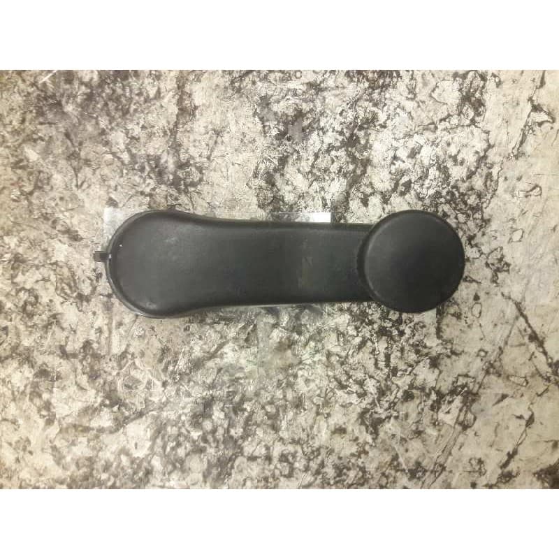 Recambio de maneta elevalunas trasera izquierda para volkswagen polo berlina (6n1) básico referencia OEM IAM 1H0837581C - Blanco