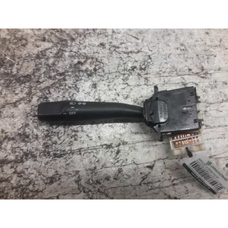Recambio de mando intermitentes para toyota corolla (e11) 1.6 linea luna (5-ptas.) referencia OEM IAM 17A0894 16 PINS
