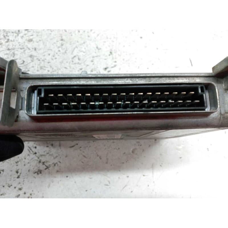 Recambio de centralita motor uce para renault 25 (b29) 2.0 referencia OEM IAM 7700734611 S100806101