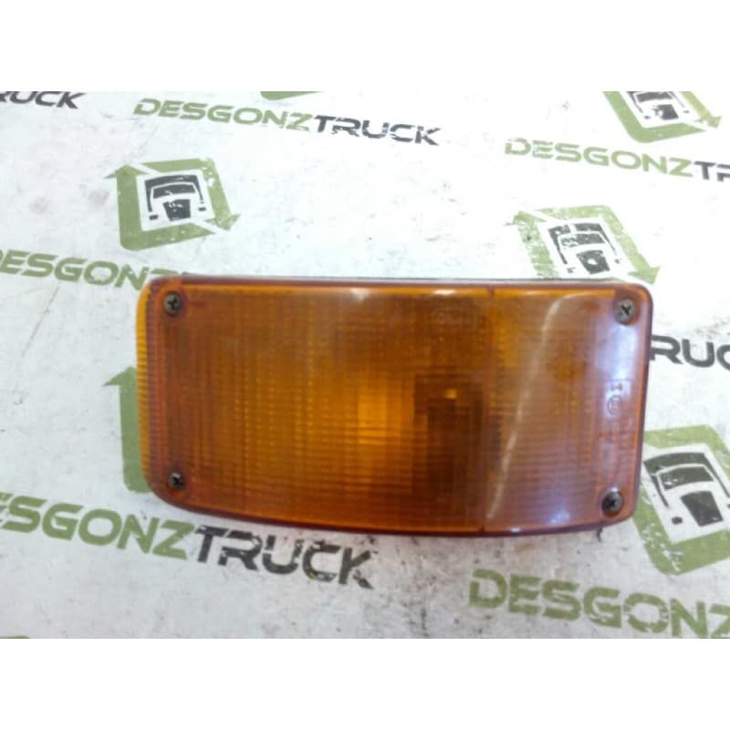 Recambio de piloto delantero izquierdo para scania trucks serie 3 l 113 cll referencia OEM IAM - Amarillo
