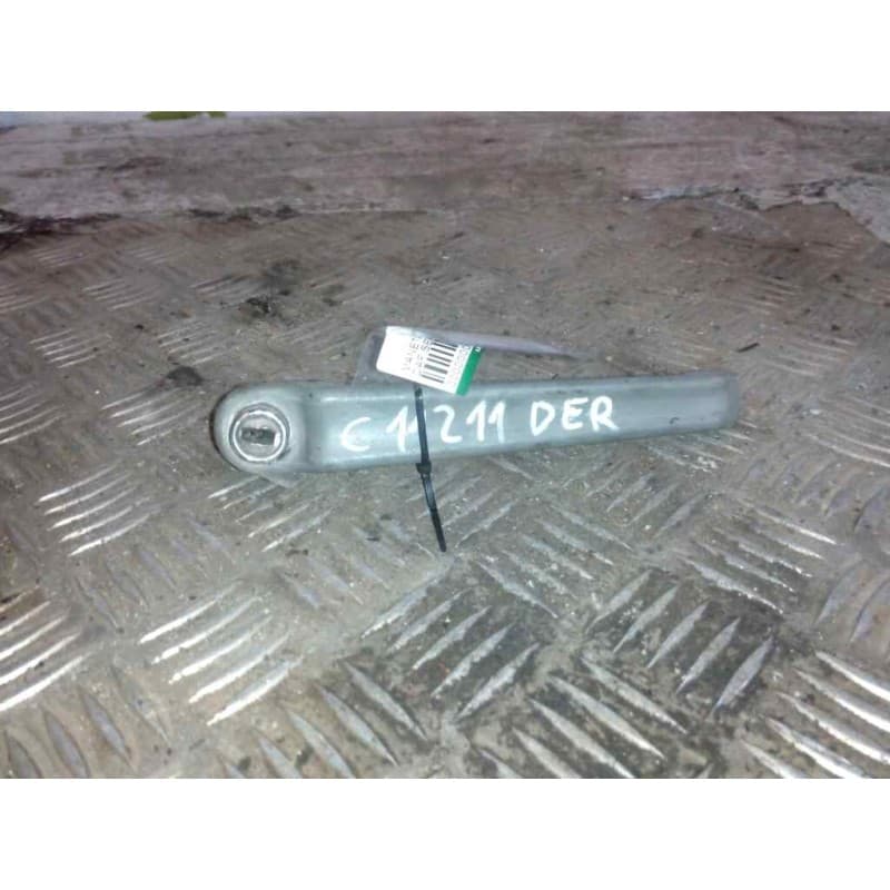 Recambio de maneta exterior delantera derecha para daf serie 1700 nt/dnt fg dist.ent.ej. 4450 zgg14 (e) larga distancia referenc
