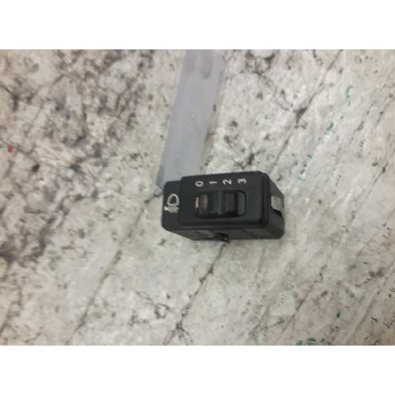 Recambio de boton regulacion de faros para opel agila básico referencia OEM IAM 90346276 4 PINS 90387093