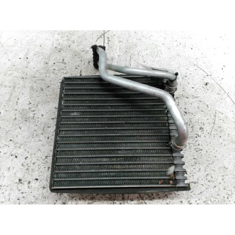 Recambio de evaporador aire acondicionado para volkswagen polo berlina (6n2) trendline referencia OEM IAM 1H1819031A - Negro