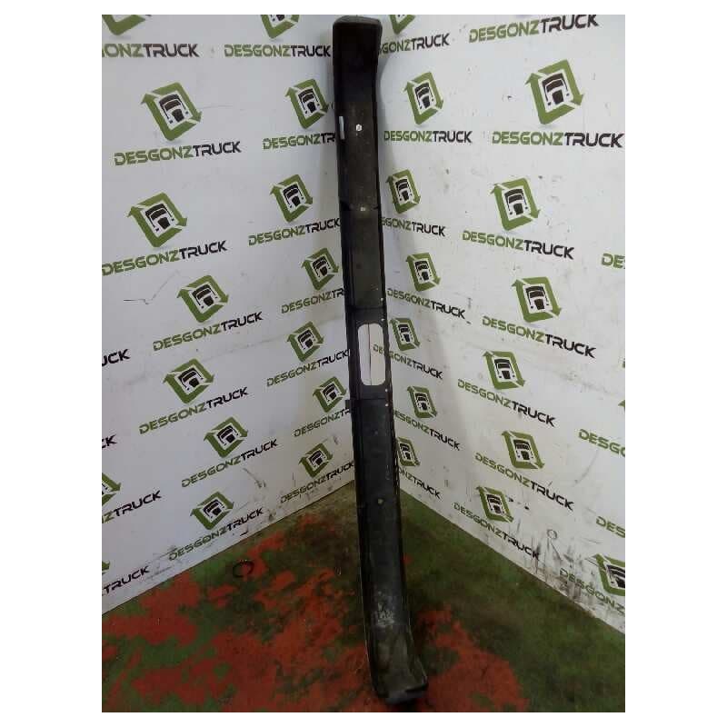 Recambio de spoiler paragolpes delantero para pegaso trucks serie 100 100.40 referencia OEM IAM - Blanco