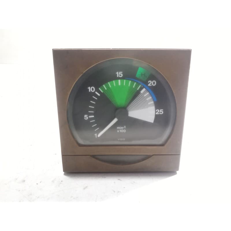Recambio de cuadro instrumentos para man touring 24.460 hocln referencia OEM IAM 81271026076 - Dorado
