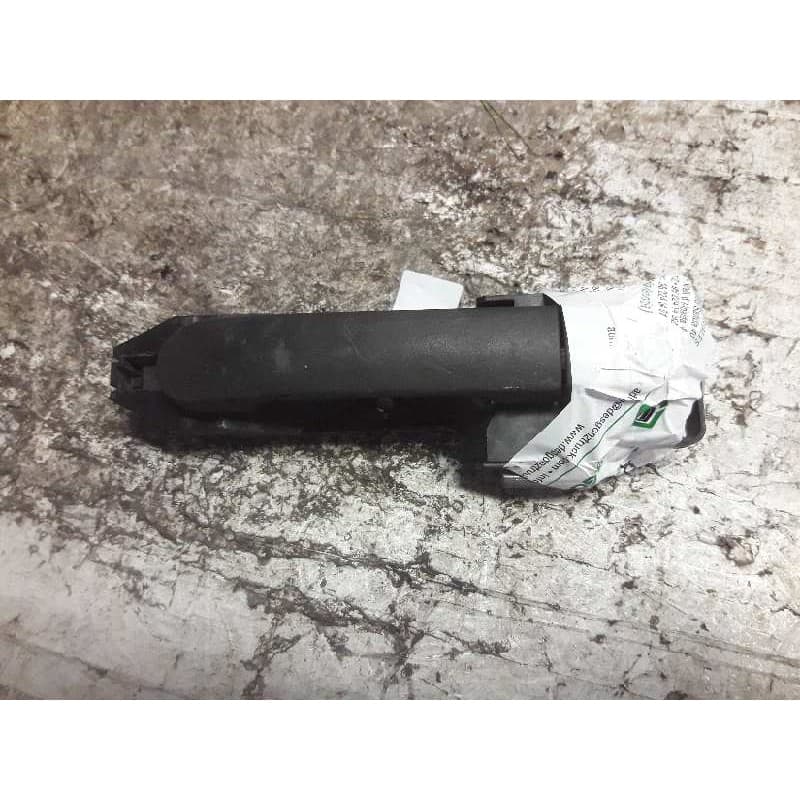Recambio de maneta exterior delantera derecha para nissan note (e11e) acenta referencia OEM IAM 242275 - Rojo