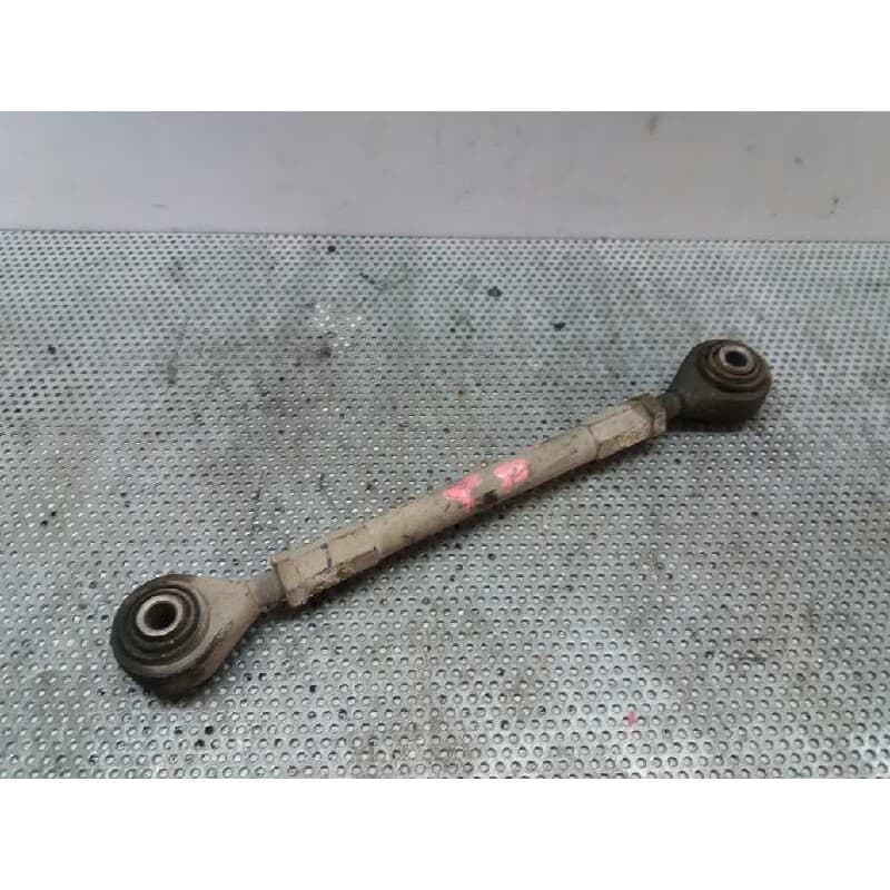 Recambio de brazo suspension inferior trasero derecho para alfa romeo gtv (163) 2.0 16v cat referencia OEM IAM - Rojo