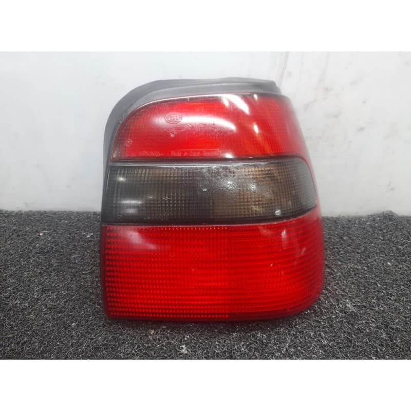 Recambio de piloto trasero derecho para skoda felicia pickup referencia OEM IAM 128063