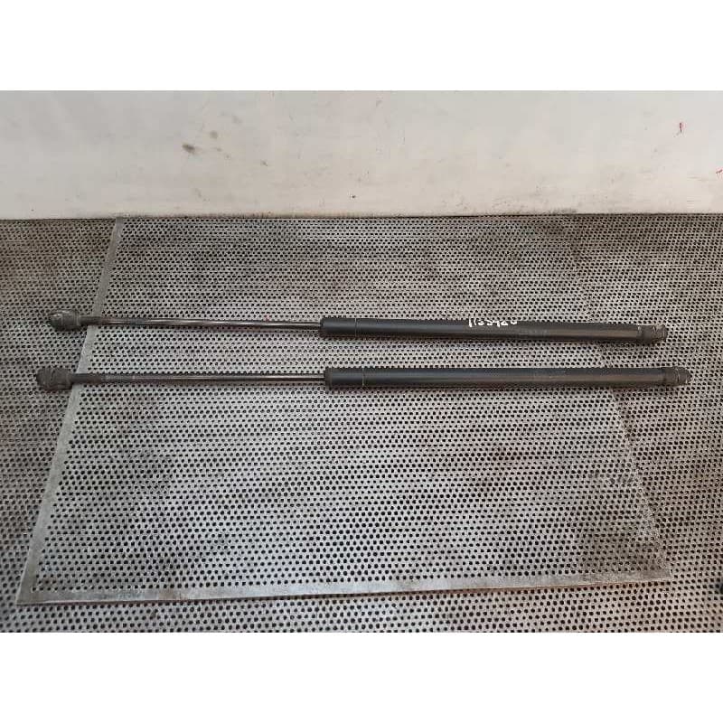 Recambio de amortiguadores maletero / porton para mg streetwise 2.0 td referencia OEM IAM - Gris