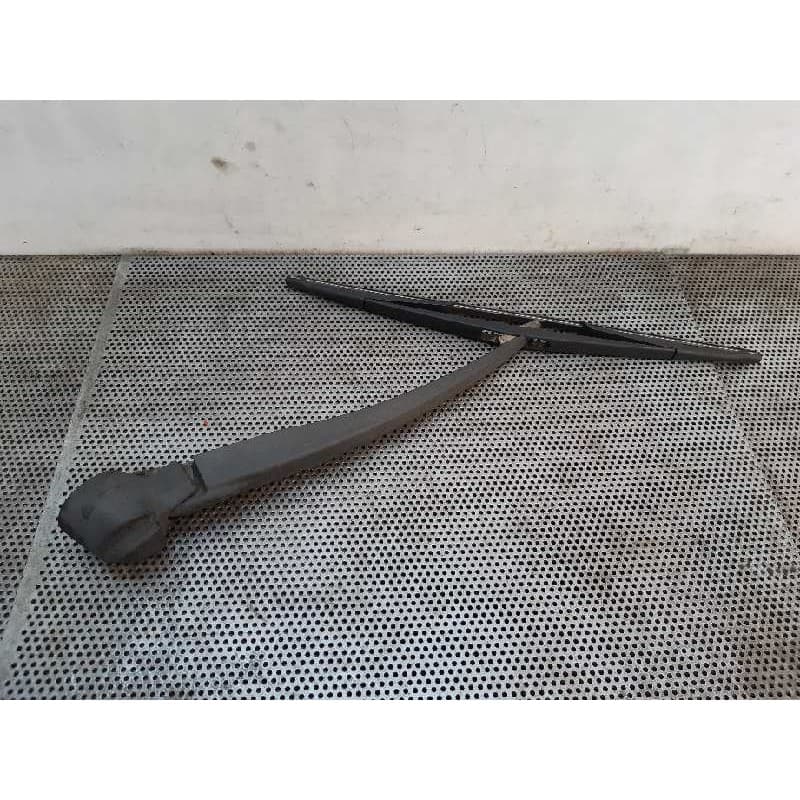 Recambio de brazo limpia trasero para mg streetwise 2.0 td referencia OEM IAM - Gris