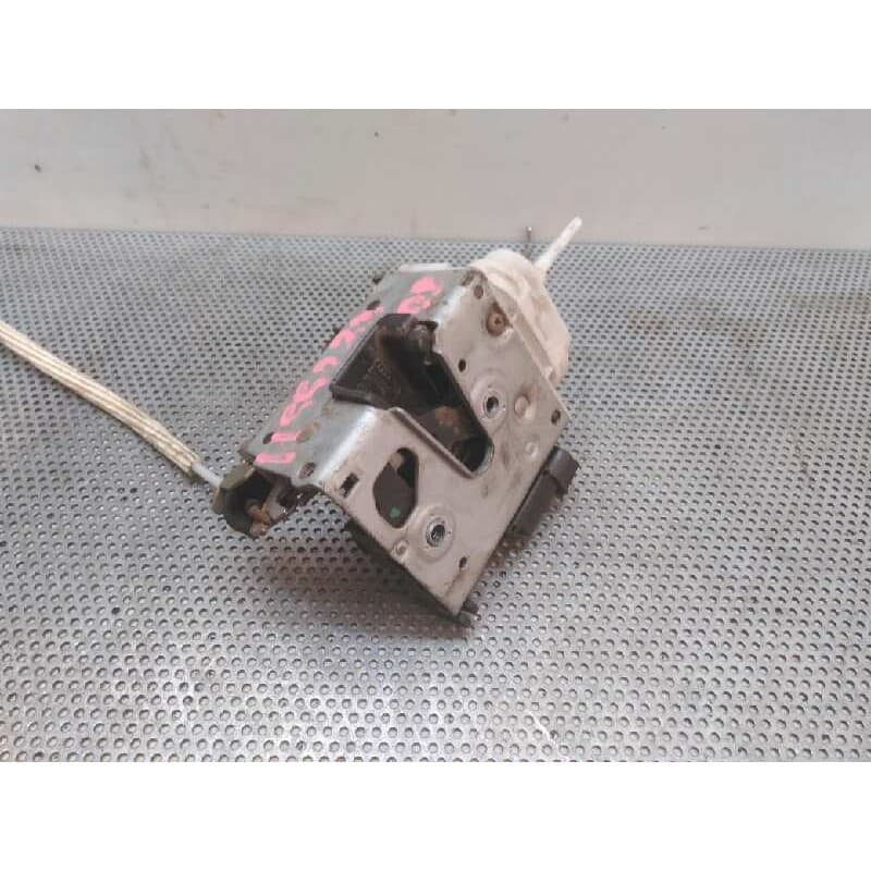 Recambio de cerradura puerta delantera derecha para audi a4 berlina (b5) 1.9 tdi referencia OEM IAM 4D1837016D - Azul