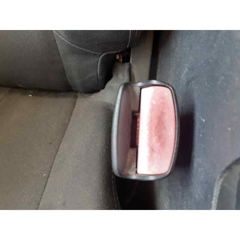 Recambio de enganche cinturon delantero derecho para renault megane iii coupe dynamique referencia OEM IAM - Blanco