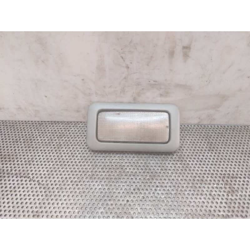 Recambio de luz interior para renault trafic caja cerrada (ab 4.01) 1.9 dci referencia OEM IAM