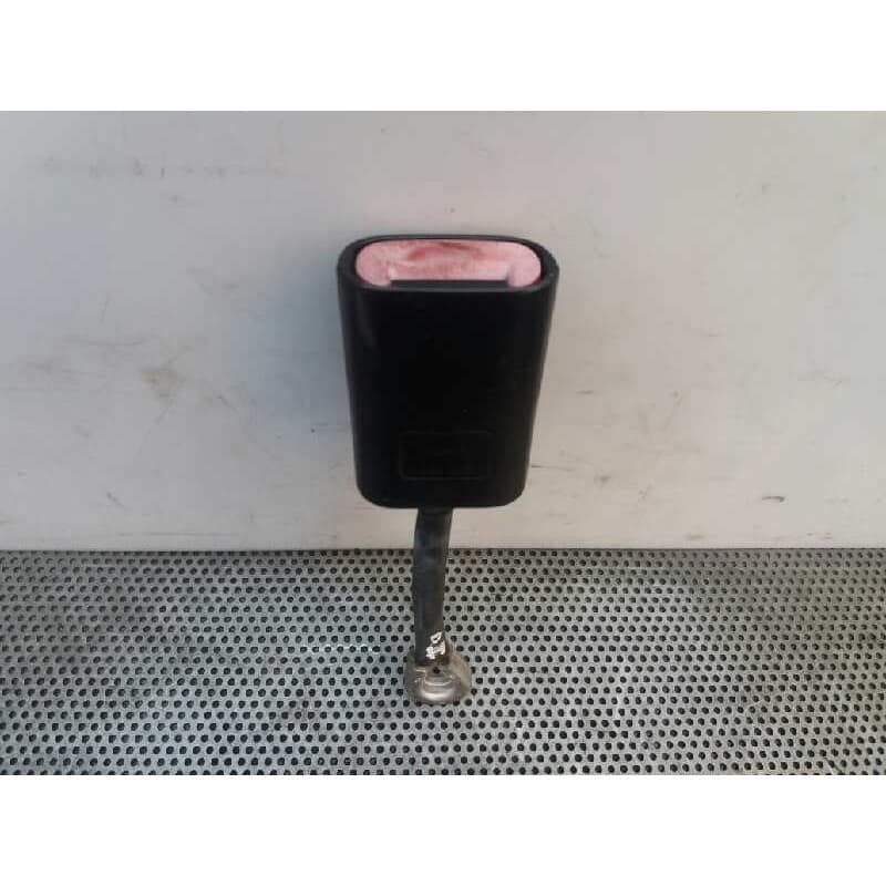 Recambio de enganche cinturon delantero izquierdo para alfa romeo 156 (116) 2.0 t.spark distinctive referencia OEM IAM - Negro