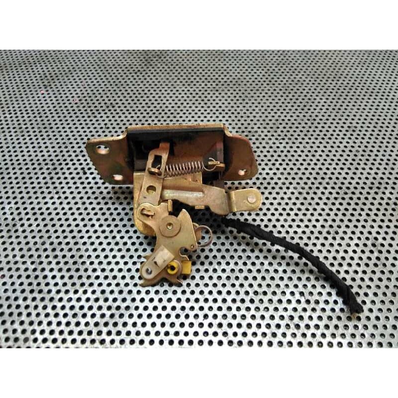 Recambio de cerradura maletero / porton para mitsubishi space star (dg0) 1600 comfort referencia OEM IAM - Rojo