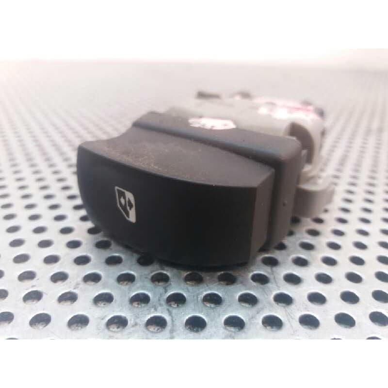 Recambio de mando elevalunas trasero derecho para renault modus 1.5 dci diesel cat referencia OEM IAM - Gris