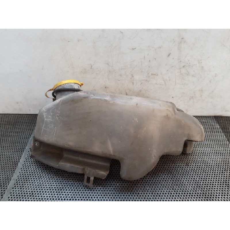 Recambio de deposito limpia para nissan cabstar e 3.0d referencia OEM IAM - Blanco