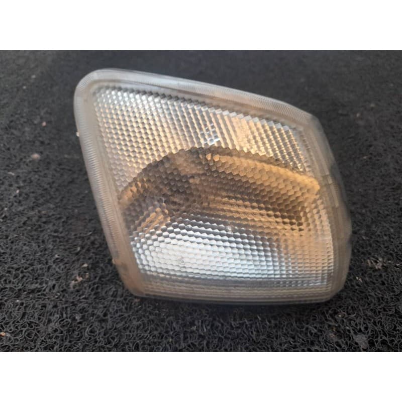 Recambio de piloto delantero izquierdo para ford fiesta berl./courier surf referencia OEM IAM - Azul